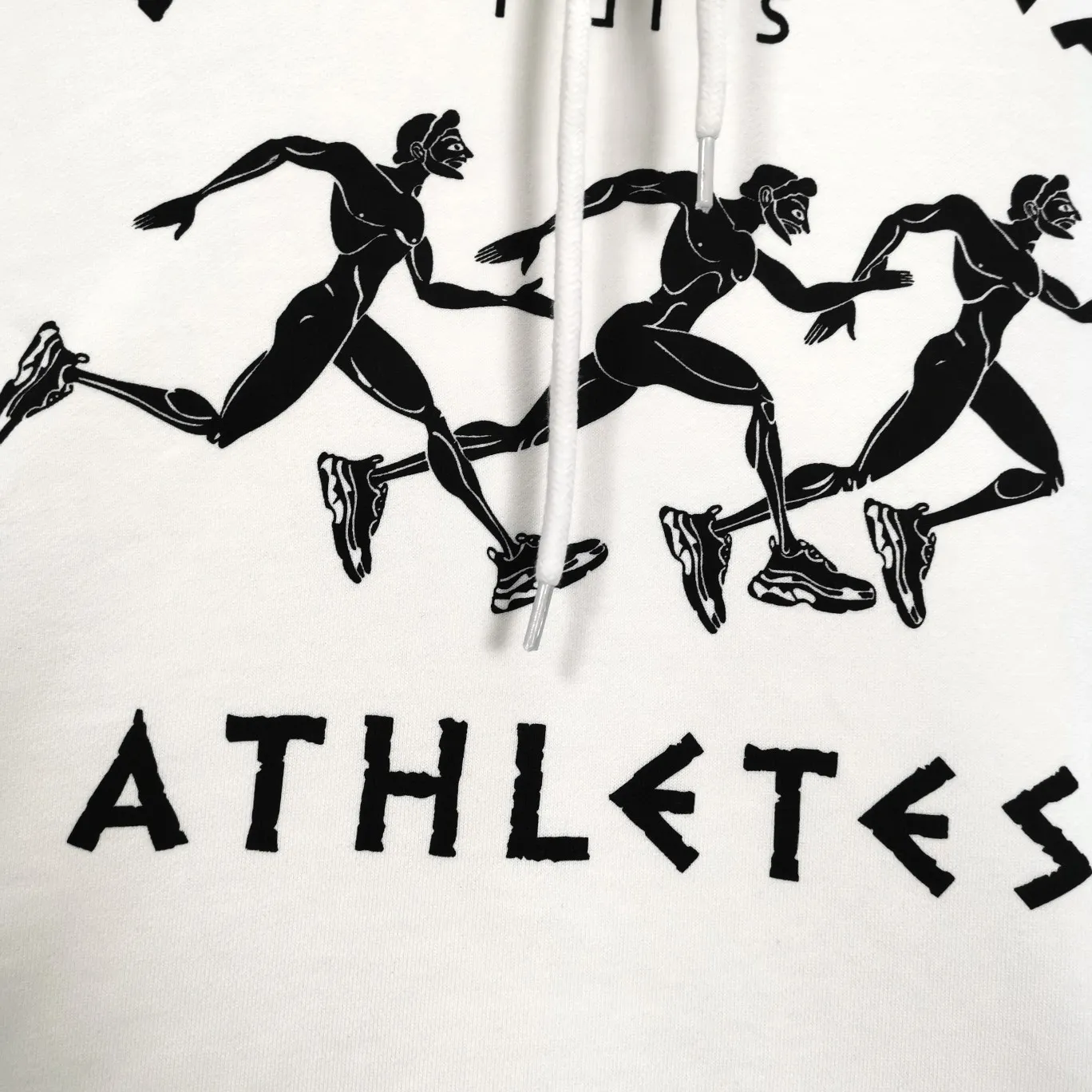 The top tested version of Balenciaga BALENCIAGA running men's running marathon pure cotton loose loose men's and women's couple's same style autumn and winter hoodie hooded sweatshirt. The printing uses imported glue, high covering screen technology, high printing accuracy and no tooth edges. Neat, refreshing, and clear texture. The fabric is made of 480g combed cotton fabric, which is full of drape! Color: Black White Dark Blue Size: XS-L P:450
