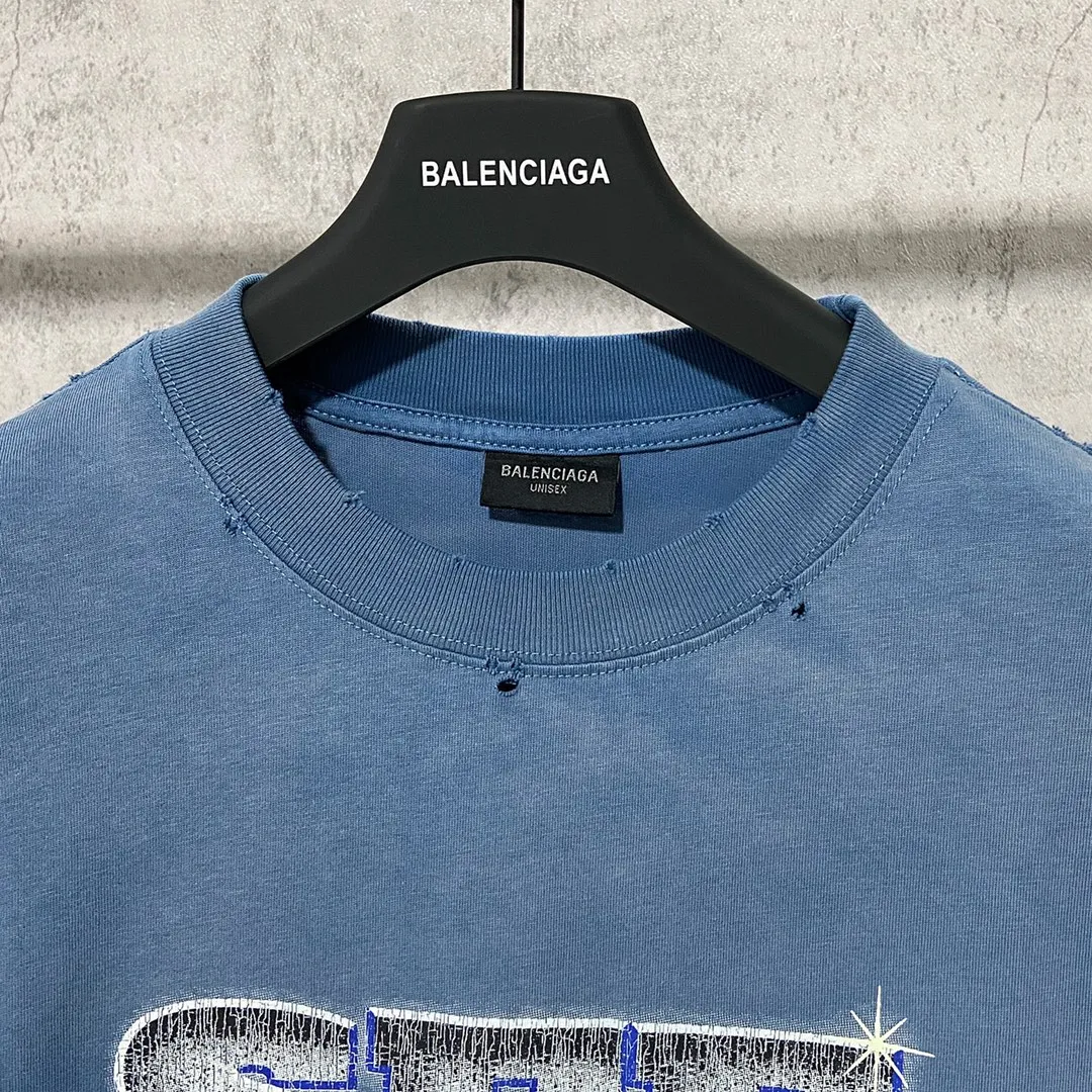 🅿️180 9126# Actual photo top version [[BALENCIA*GA] official website quality Paris new co-branded SEENOWBUYNOW diamond short-sleeved T-shirt OS version loose dropped shoulders Uniform style for men and women Fabric: 260g 100% cotton double yarn Process: front and rear left and right sleeve printing Garment washed, worn, distressed, fixed color Color: washed black, washed blue, white Size: XS S M L