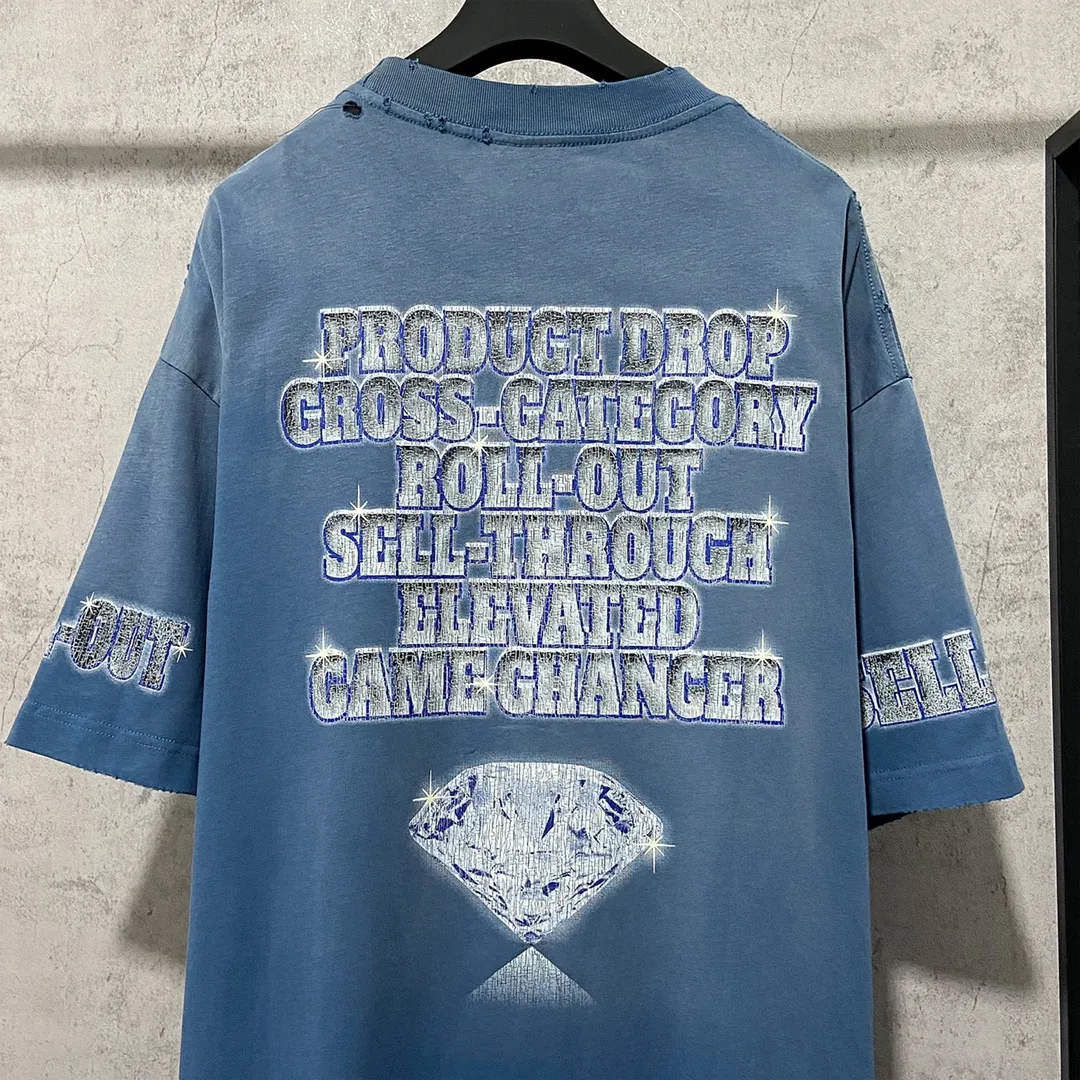 🅿️180 9126# Actual photo top version [[BALENCIA*GA] official website quality Paris new co-branded SEENOWBUYNOW diamond short-sleeved T-shirt OS version loose dropped shoulders Uniform style for men and women Fabric: 260g 100% cotton double yarn Process: front and rear left and right sleeve printing Garment washed, worn, distressed, fixed color Color: washed black, washed blue, white Size: XS S M L