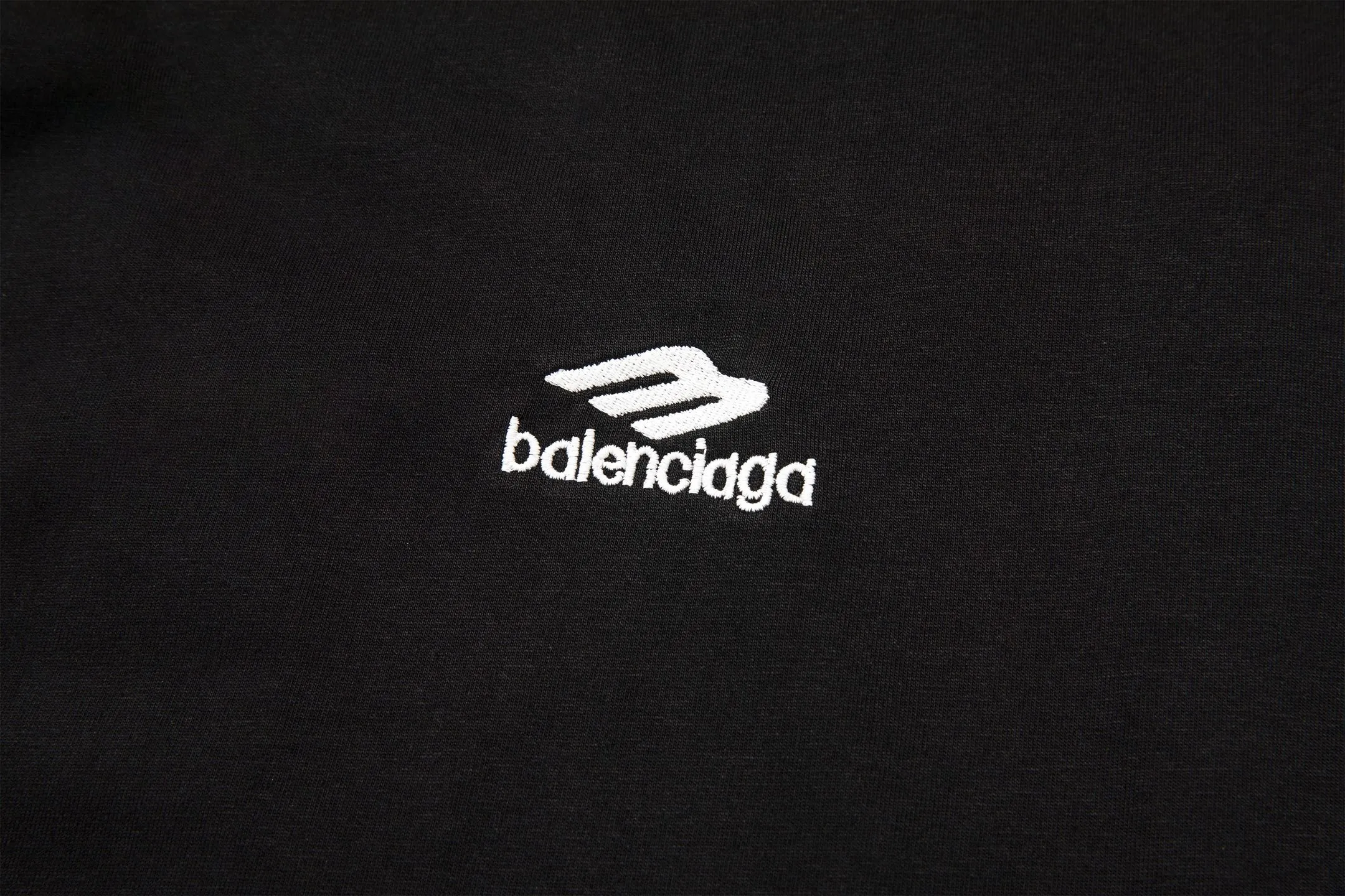 🅿️180 9207# Detailed picture Top version [[BALENCIA*GA] official website quality Paris new ski series 3M size LOGO embroidered short-sleeved T-shirt OS version Loose dropped shoulders Unisex style Fabric: 260g 100% cotton double yarn Technology: Front and back embroidery Garment washing Shape solid Color: Black Blue Yellow Size: XS S M L