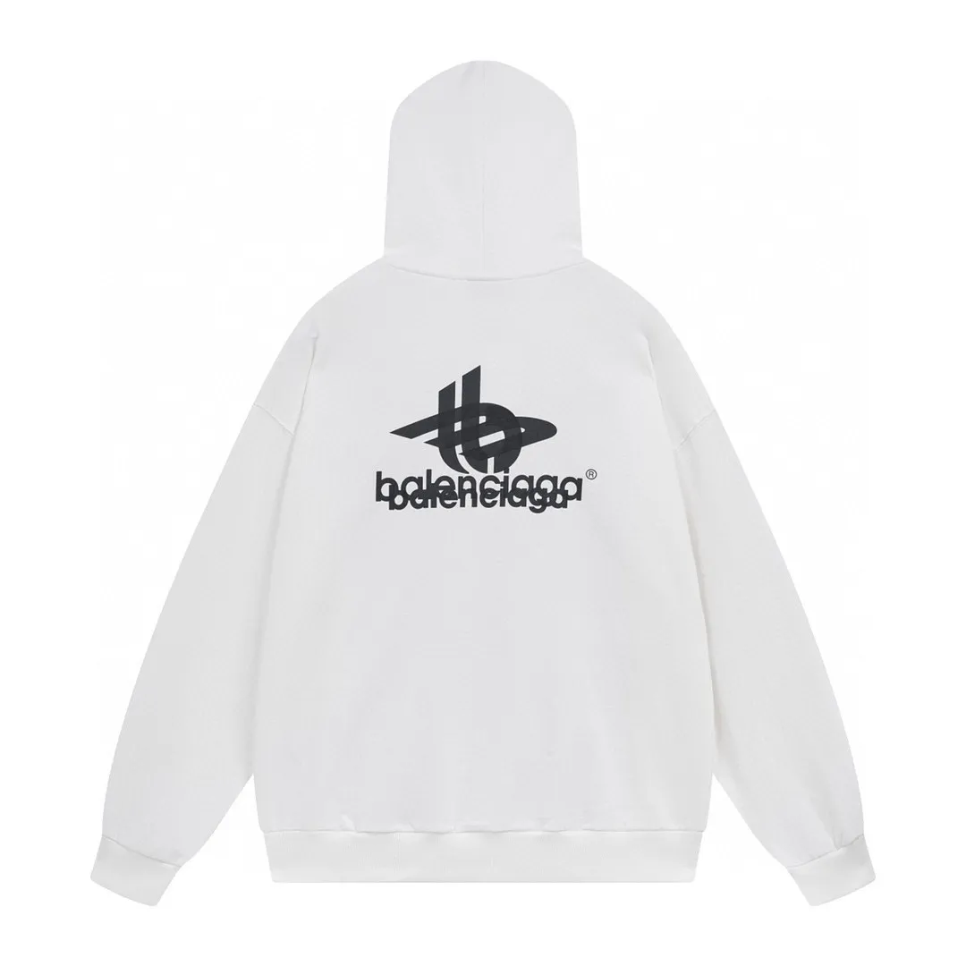 🅿️300 real photos [Top version. Official website quality] BALENCI*GA/Paris. 2024 new style. Phantom double LOGO classic pattern printed long-sleeved hooded sweatshirt. Brick cabinet synchronization. Genuine product developed in the first time, happy to print and compare! The fabric is made of Paris ZP custom-woven and dyed cotton terry sweatshirt. The weight is 450 grams. The cloth surface is clean. The cloth pattern is clear, soft and comfortable. The threads are dyed with no color difference. The classic printing is made of environmentally friendly imported materials, with LOGO phantom effect, clear letters and three-dimensional effect. Restored brick cabinet. Ready-made clothes are washed and distressed, different market currency, welcome to compare, the version adopts OS loose shoulder version. Same style for men and women Coding: BL238010 Color: black, white Size: XS S M L