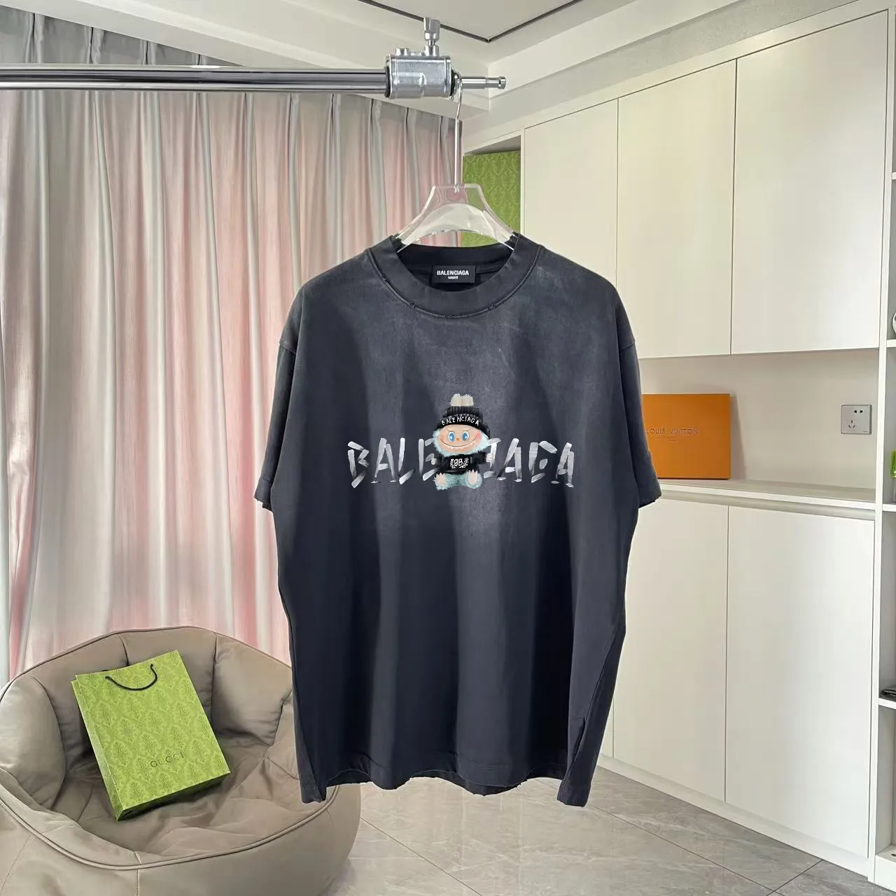 🅿️190 BALENCI*GA Paris 2025 summer new style, washed, distressed, spray-painted, personalized letter logo printing, customized fabric 320g, short-sleeved T-shirt, same style for men and women, size: S M L XL XXL five codes, color: black, white, gradient black, gradient red