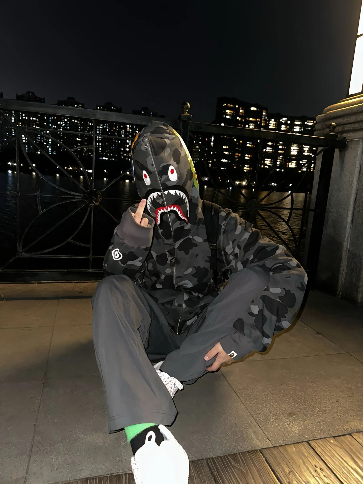 💰380 BAPE 1ST CAMO SHARK FULL Classic counter model Camouflage shark hooded zipper sweatshirt Machine-printed camouflage Top-quality fabric High-end 1:1 replica Customized fabric Couple model: S—XXL [Camouflage yellow, Camouflage green, Camouflage red, Camouflage purple, Camouflage blue, Camouflage gray]
