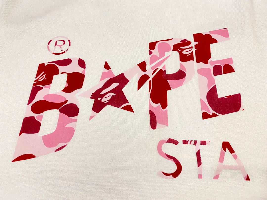 SC116#p110💰 (top version) BAPE camouflage star letter printed short-sleeved T-shirt Made of 260 grams of high-quality high-weave pure cotton fabric, double yarn combed, soft texture and no pilling Imported environmentally friendly printing glue, bright and three-dimensional pattern, quality 💥Same style for men and women, the upper body is fashionable Color: black white Size: S M L XL XXL