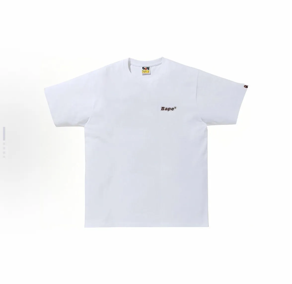 P110 001077 A BATHING APE BAPE Bicolor Bape Graffiti Tee two-color back graffiti printed round neck short-sleeved T-shirt, same style for men and women, size smlxlxxl, black and white