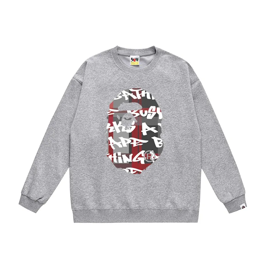 P170 model number SC302# terry 80 plus velvet 85 (top version) BAPE ape-man head colorful letter printed round neck sweatshirt Made of 350g large terry (drop shoulder large version) fabric, soft texture and no pilling Imported environmentally friendly printing glue The pattern is bright and three-dimensional Quality 💥Same style for men and women The upper body is trendy Color: black and red white and red gray red black and blue white blue gray blue Size: S M L XL XXL