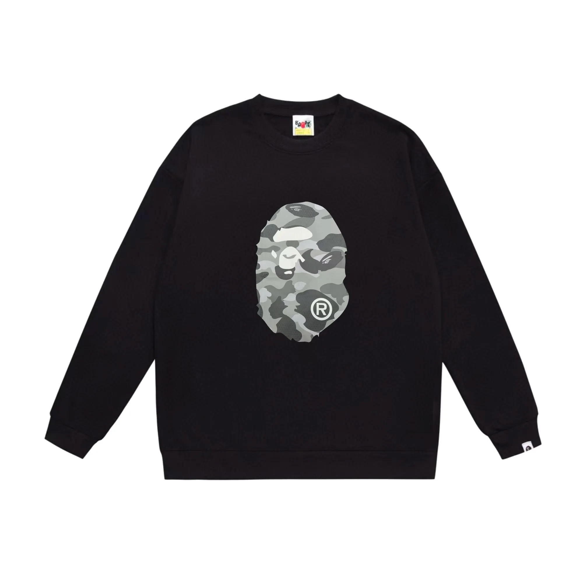 P170 model number SC552# terry 80 plus velvet 85 (top version) BAPE honeycomb camouflage letters great ape head print pattern round neck sweatshirt Made of 350g large terry (drop shoulder large version) fabric, soft texture and no pilling Imported environmentally friendly printing glue The pattern is bright and three-dimensional Quality 💥Same style for men and women The upper body is trendy Color: black gray white gray gray gray black blue white blue gray blue Size: S M L XL XXL