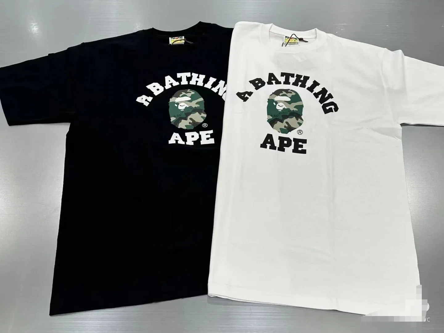 P110 001174 BAPE SS23 WOODLAND CAMO woodland camouflage series camouflage ape print short-sleeved T-shirt, same style for men and women, size smlxlxxl, black and white