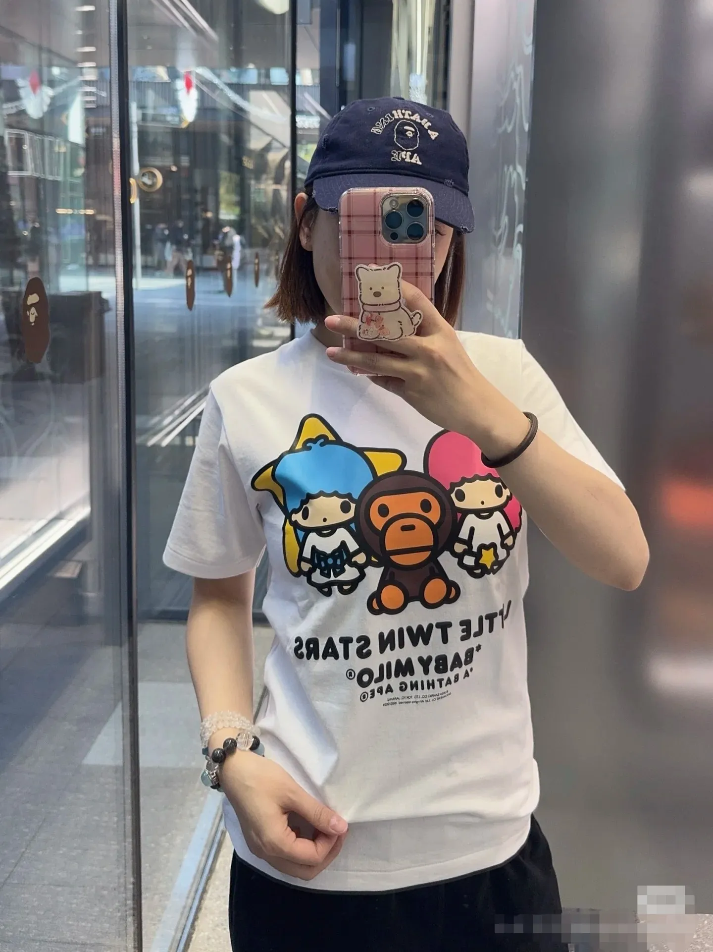 P110 00130 BAPE x Sanrio/Sanrio joint model FW24 LITTLE TWIN STARS twin star pattern printed logo round neck short-sleeved T-shirt, same style for men and women, size smlxlxxl, white