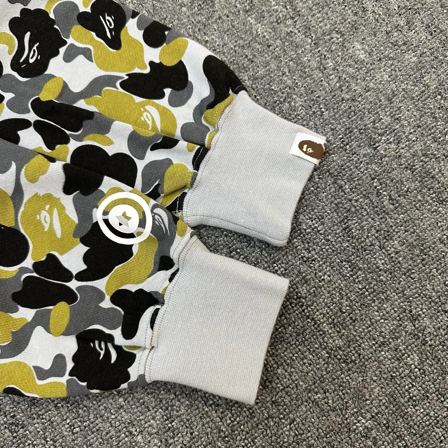 💰420 BAPE FW24 Ginza limited edition shark splicing zipper hooded sweatshirt, heavy duty double zipper, custom made fabric, high quality, couple model: S—XXL [camouflage yellow]