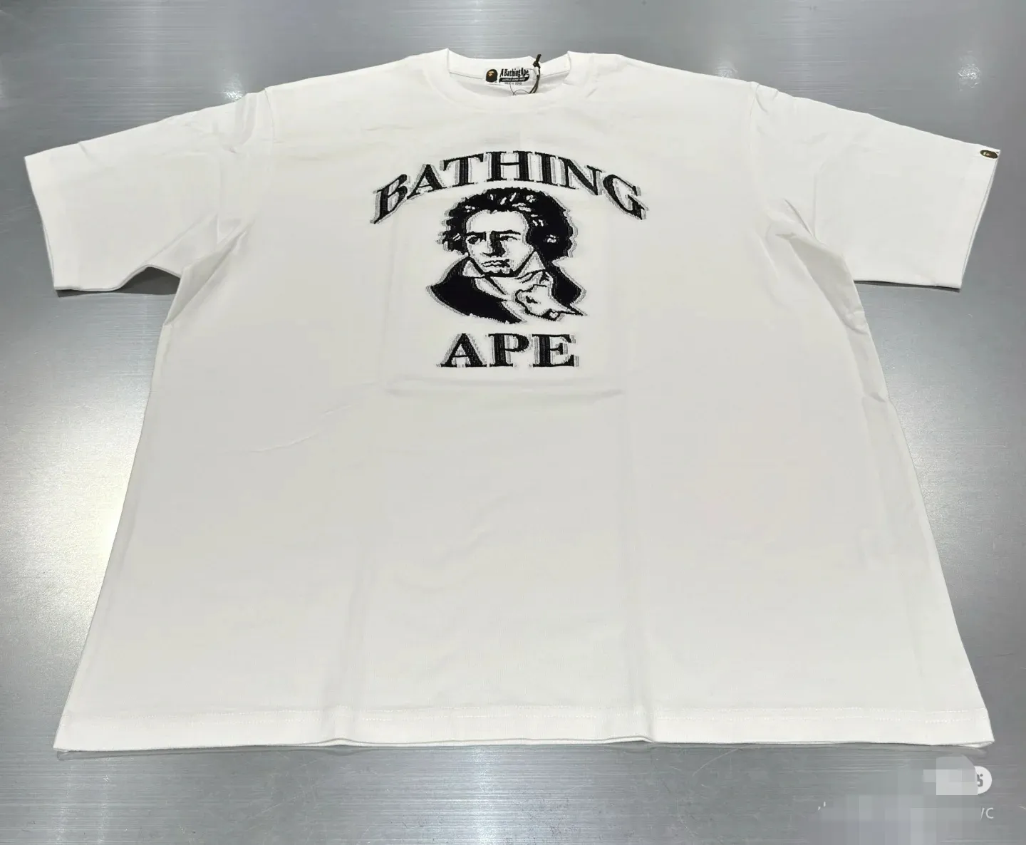 P110 001110 BAPE SS25 Beethoven portrait round neck short-sleeved T-shirt, same style for men and women, size smlxlxxl, black and white