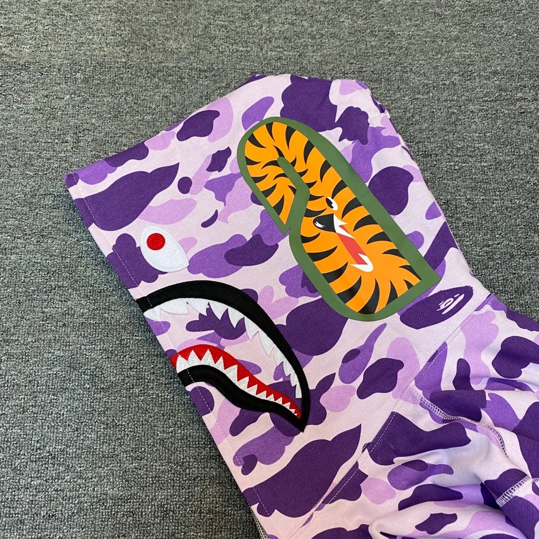 💰380 BAPE Taipei limited edition purple camouflage classic shark zipper sweatshirt customized top-quality fabrics couple model: S—XXL [Tarot Purple]