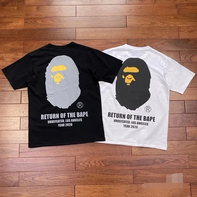 P110 001010 A BATHING APE x UNDEFEATED joint model Bape ape head short-sleeved T-shirt, same style for men and women, size smlxlxxl, black and white