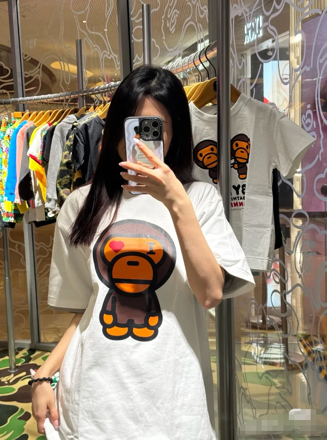 P110 00199 BAPE SS25 Valentine's Day series, heart-shaped eyes monkey round neck short-sleeved T-shirt, same style for men and women, size smlxlxxl, black and white