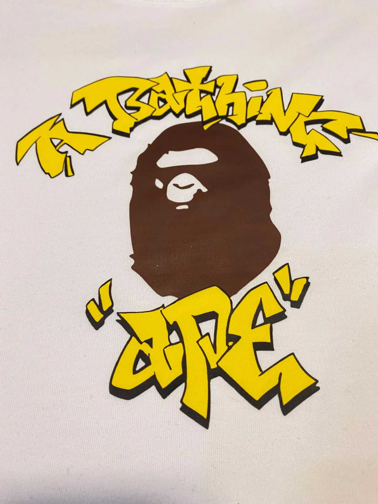 SC094#p110💰 (top version) BAPE graffiti ape head printed short-sleeved T-shirt Made of 260 grams of high-quality high-weave pure cotton fabric, double yarn combed, soft and non-pilling, imported environmentally friendly printing glue, bright and three-dimensional pattern, quality 💥Same style for men and women, the upper body is fashionable Color: black white Size: S M L XL XXL