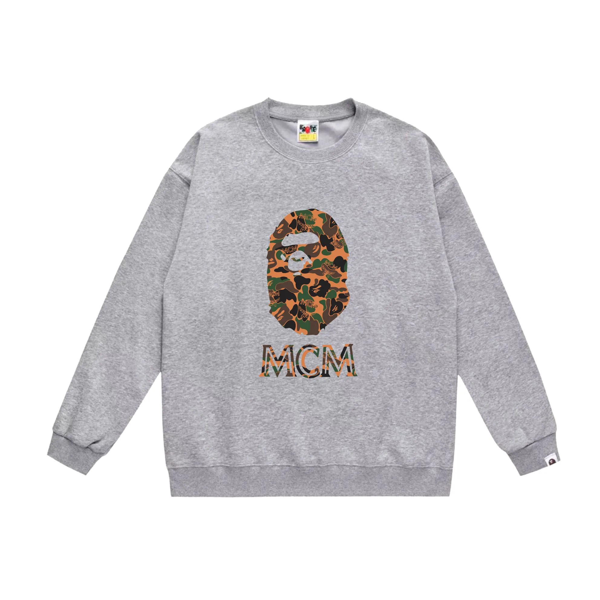P150 model number SC534# terry 75 plus velvet 80 (top version) BAPE×MCM Camo Ape Head co-branded ape head printed round neck sweatshirt Made of 350 grams of large terry (drop shoulder large version) fabric, soft texture and no pilling Imported environmentally friendly printing glue The pattern is bright and three-dimensional Quality 💥Same style for men and women The upper body is trendy Color: black white gray Size: S M L XL XXL