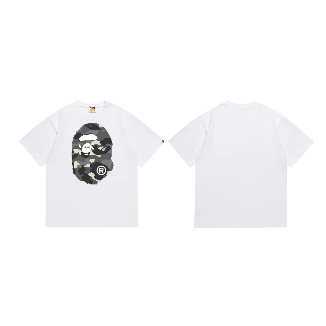P110 SC046# (top version) BAPE camouflage great ape letter print short-sleeved T-shirt Made of 260 grams of high-quality high-weave pure cotton fabric, double yarn combed, soft texture and no pilling Imported environmentally friendly printing glue, bright and three-dimensional pattern, quality 💥Same style for men and women, the upper body is fashionable Color: black and white Size: S M L XL XXL