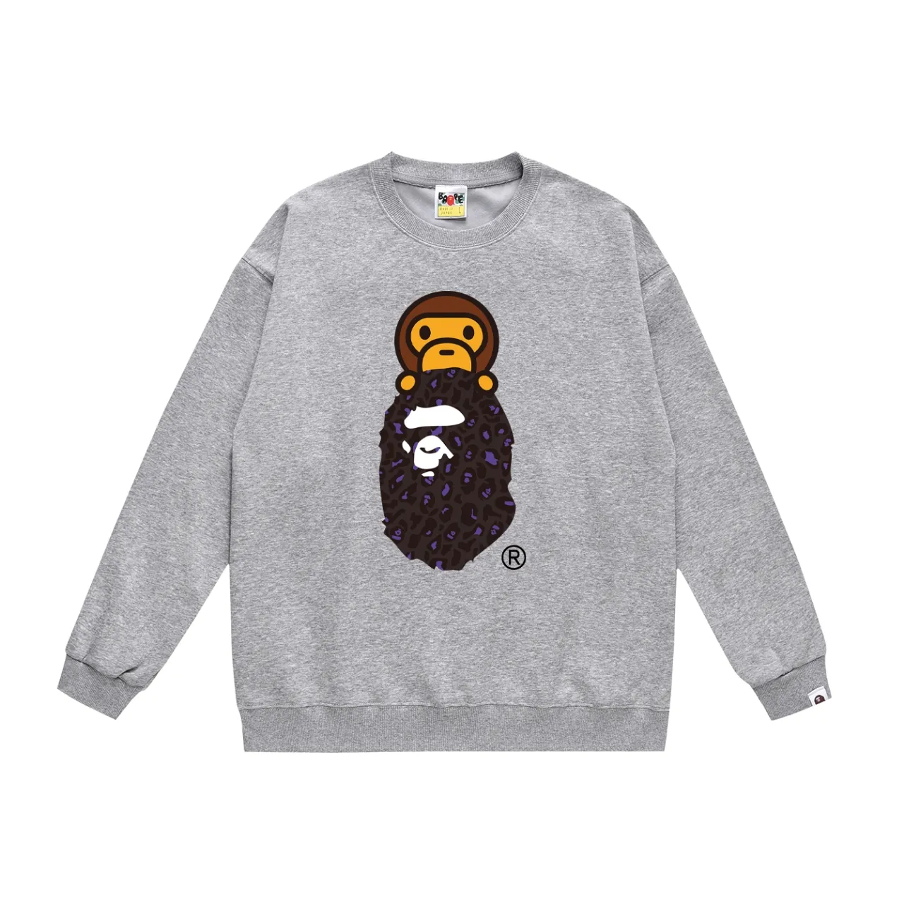 P150 model number SC467# terry 75 plus velvet 80 (top version) BAPE leopard print ape head cartoon BABY MILO printed round neck sweatshirt Made of 350 grams of large terry (drop shoulder large version) fabric, soft texture and no pilling Imported environmentally friendly printing glue The pattern is bright and three-dimensional Quality 💥Same style for men and women The upper body is trendy Color: Black and blue White and blue Gray blue Black and yellow White and yellow Gray and yellow Size: S M L XL XXL