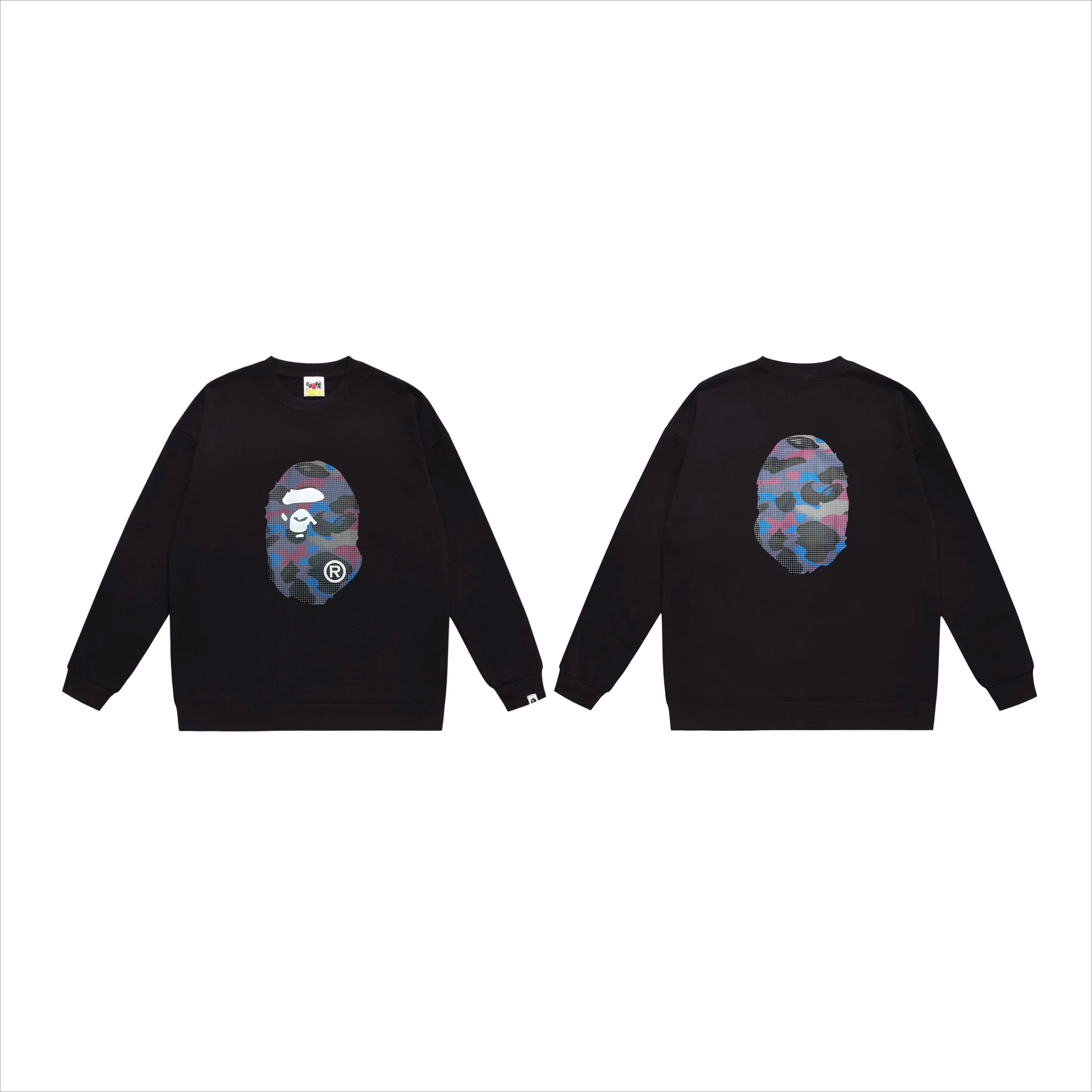 P170 model number SC545# terry 80 plus velvet 85 (top version) BAPE grid camouflage ape head double-sided printed pattern round neck sweatshirt Made of 350 grams of large terry (drop shoulder large version) fabric, soft texture and no pilling Imported environmentally friendly printing glue The pattern is bright and three-dimensional Quality 💥Same style for men and women The upper body is trendy Color: black white gray Size: S M L XL XXL