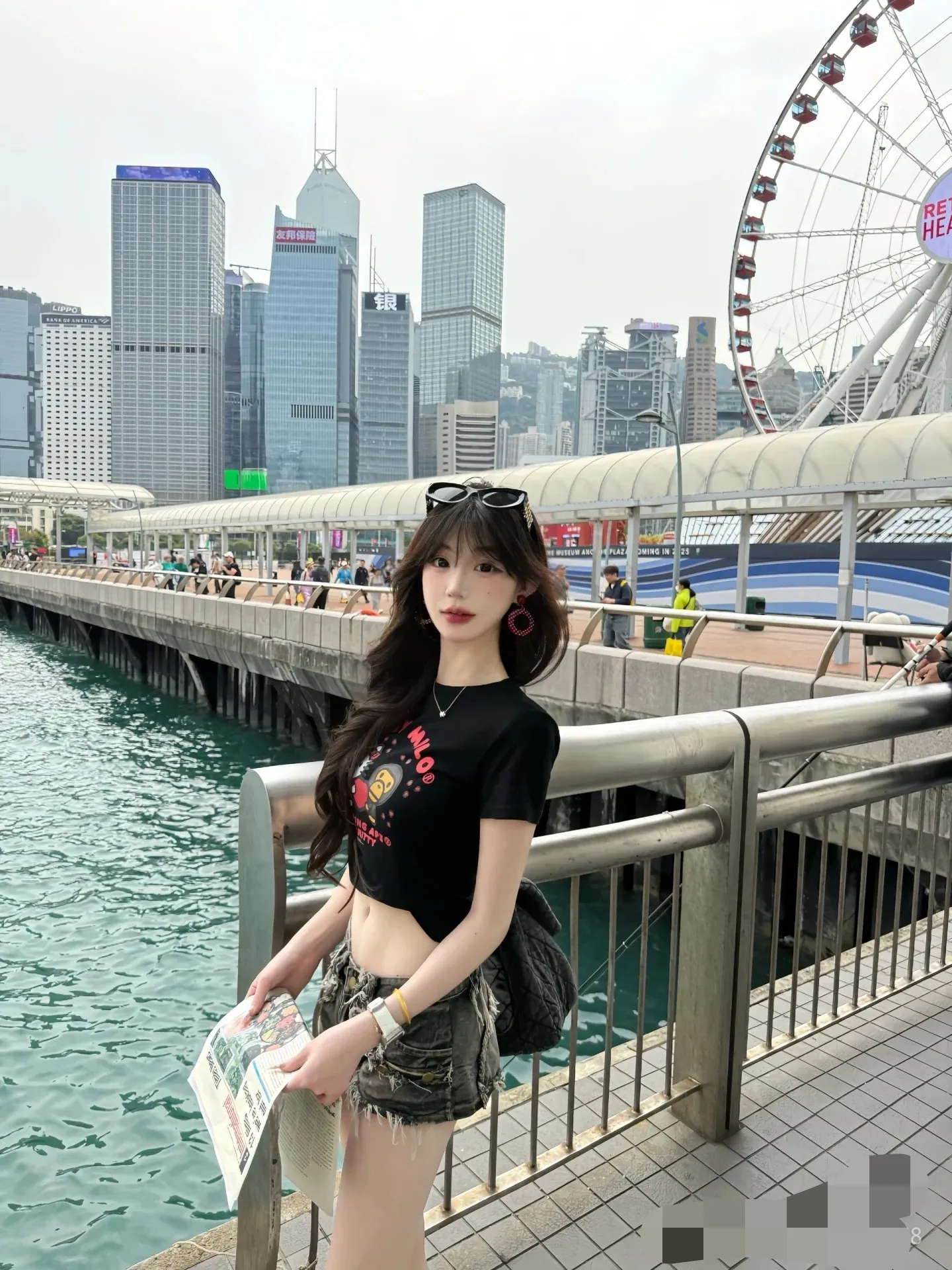 P110 001105 bape x HelloKitty joint printed short-sleeved T-shirt, same style for men and women, size smlxlxxl, black