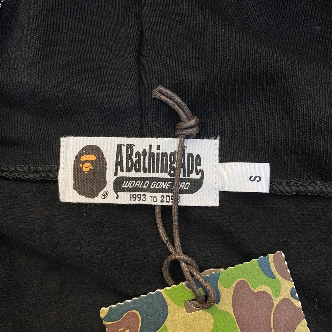 💰380 BAPE design shark splicing camouflage WGM classic logo couple model: S—XXL [grey black]