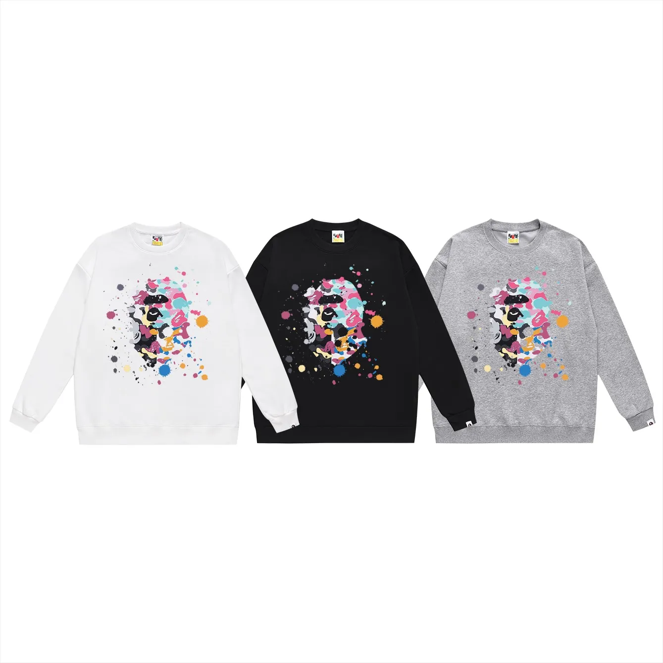 P150 model number SC443# terry 75 plus velvet 80 (top version) BAPE ape-man head splashed ink US limited print loose round neck sweatshirt. Made of 350g large terry (drop shoulder large version) fabric. The texture is soft and non-pilling. Imported environmentally friendly printing glue. The pattern is bright and three-dimensional. Quality 💥Same style for men and women. The upper body is trendy. Color: black white gray Size: S M L XL XXL