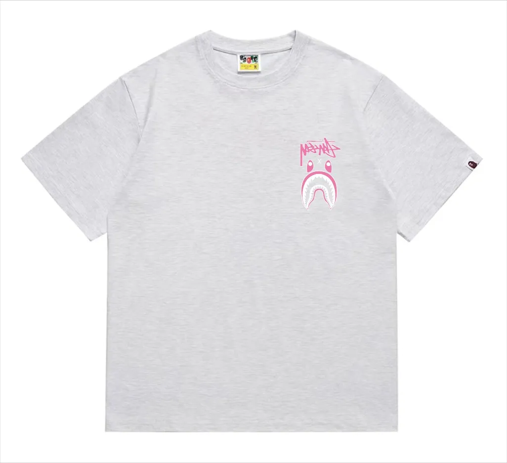 SC204#p110💰 (Top version) BAPE×Stussy co-branded Stussy letter ape print T-shirt Made of 260 grams of high-quality high-weave pure cotton fabric, double yarn combed, soft and non-pilling, imported environmentally friendly printing glue, bright and three-dimensional pattern, quality 💥Same style for men and women, the upper body is fashionable Color: black and white, gray and white, pink and white, red and white, white and black, gray and black, pink and black, red and black Size: S M L XL XXL