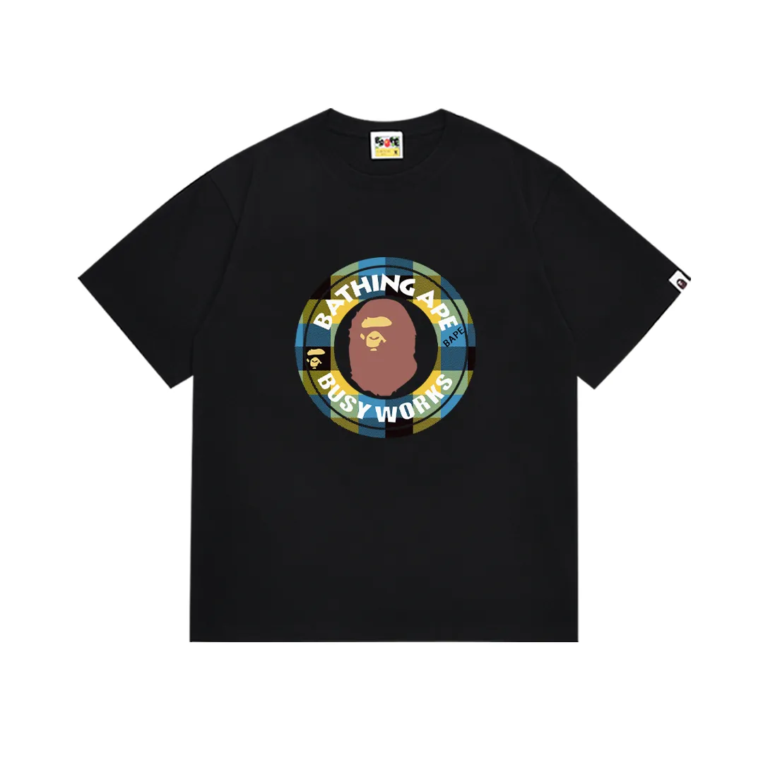 P110 SC072# (top version) BAPE ape head classic letter printed short-sleeved T-shirt. Made of 260 grams of high-quality high-weave pure cotton fabric. Double yarn combed, soft texture and no pilling. Imported environmentally friendly printing glue. Bright and three-dimensional pattern. Quality💥Same style for men and women. The upper body is trendy. Color: black and red, white and red, black and blue, white and blue. Size: S M L XL XXL