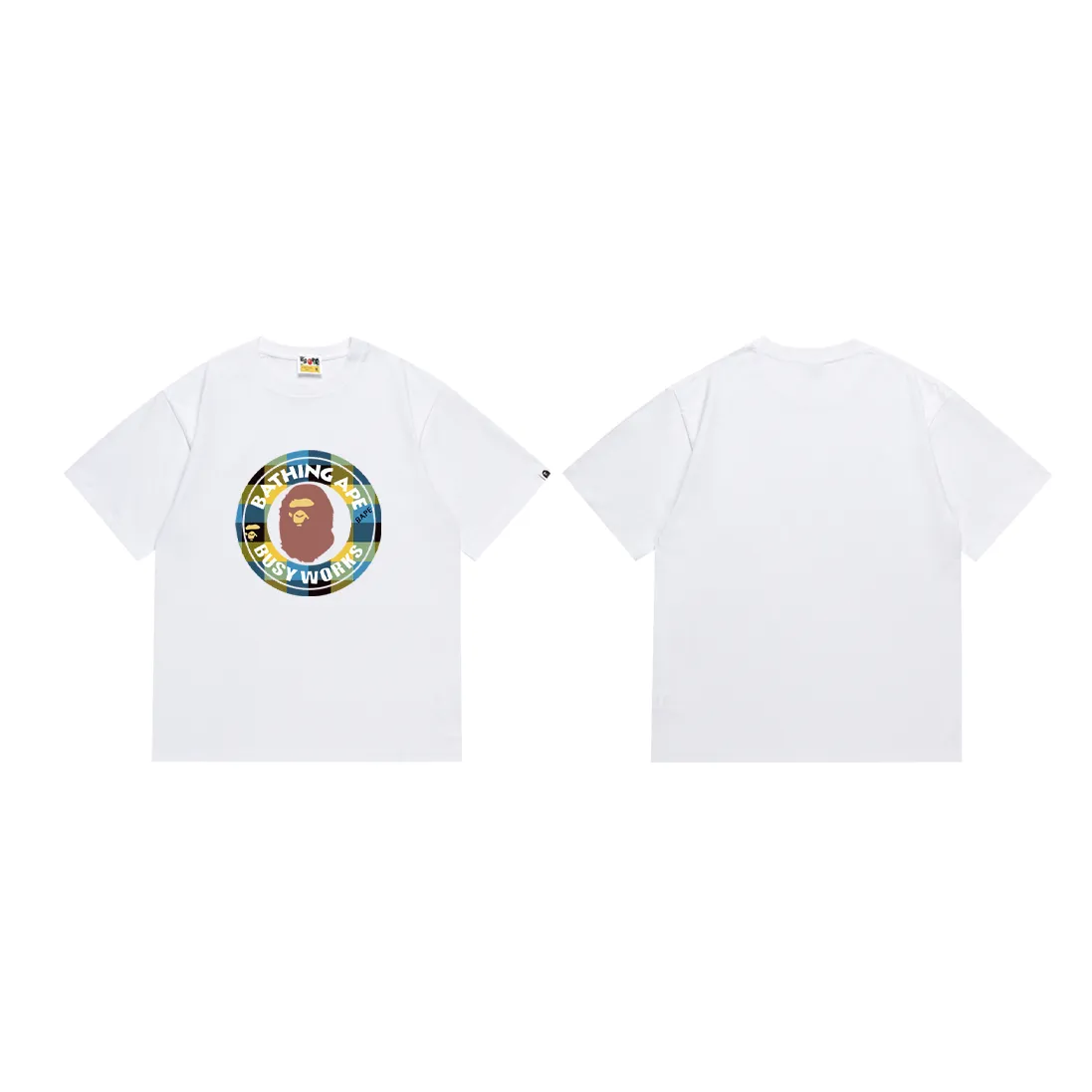 P110 SC072# (top version) BAPE ape head classic letter printed short-sleeved T-shirt. Made of 260 grams of high-quality high-weave pure cotton fabric. Double yarn combed, soft texture and no pilling. Imported environmentally friendly printing glue. Bright and three-dimensional pattern. Quality💥Same style for men and women. The upper body is trendy. Color: black and red, white and red, black and blue, white and blue. Size: S M L XL XXL