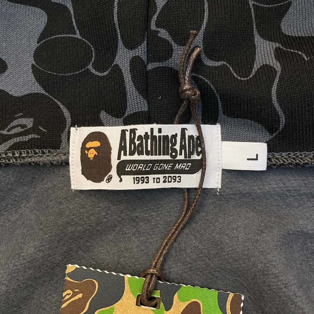 💰380 Dover Street Market Bape DSM 15th Anniversary Ginza Limited Camouflage Shark Sweatshirt Hoodie Couple Style: S—XXL [Gray]