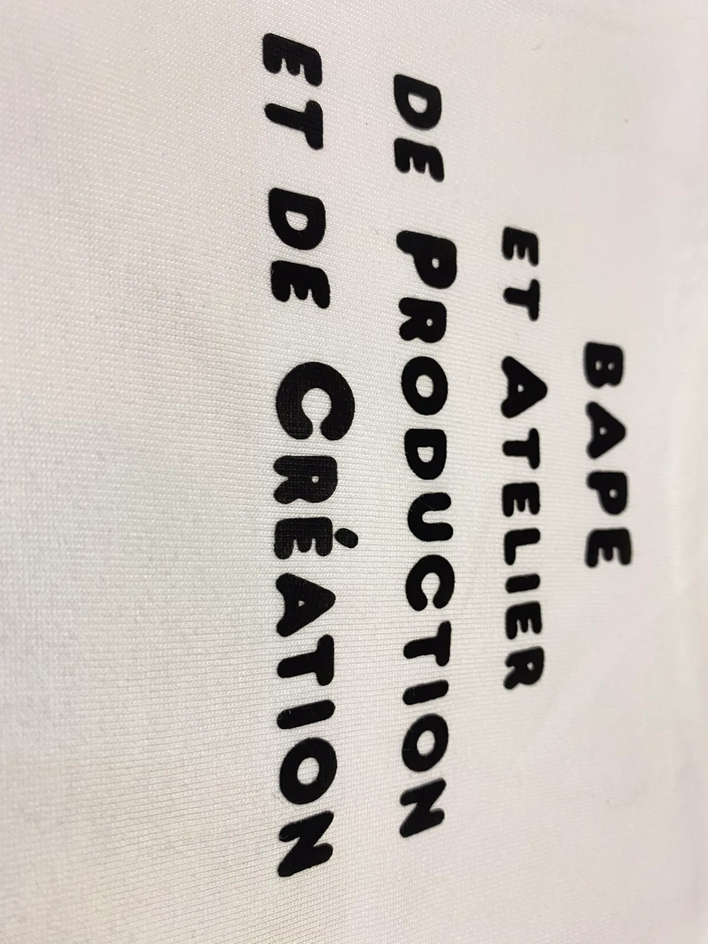 SC079#p110💰 (Top version) BAPE ✖️A•P•C co-branded cartoon BABY MILO letter printed short-sleeved T-shirt. Made of 260 grams of high-quality high-weave pure cotton fabric. Double yarn combed. The texture is soft and non-pilling. Imported environmentally friendly printing glue. The pattern is bright and three-dimensional. Quality💥Same style for men and women. The upper body is trendy. Color: black white. Size: S M L XL XXL