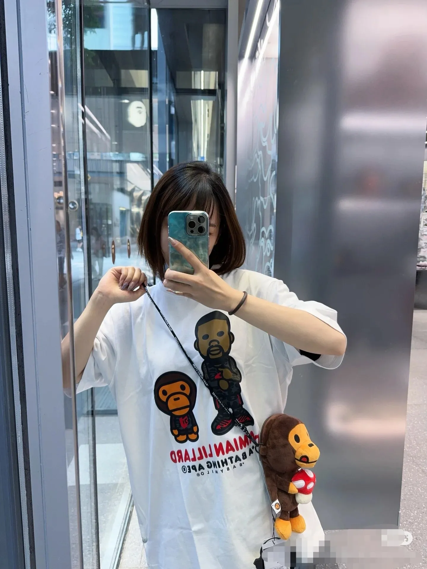P110 001102 BAPE joint model Dame 9 FW24 Graphic brand logo Lillard cartoon animation short-sleeved T-shirt, same style for men and women, size smlxlxxl, white