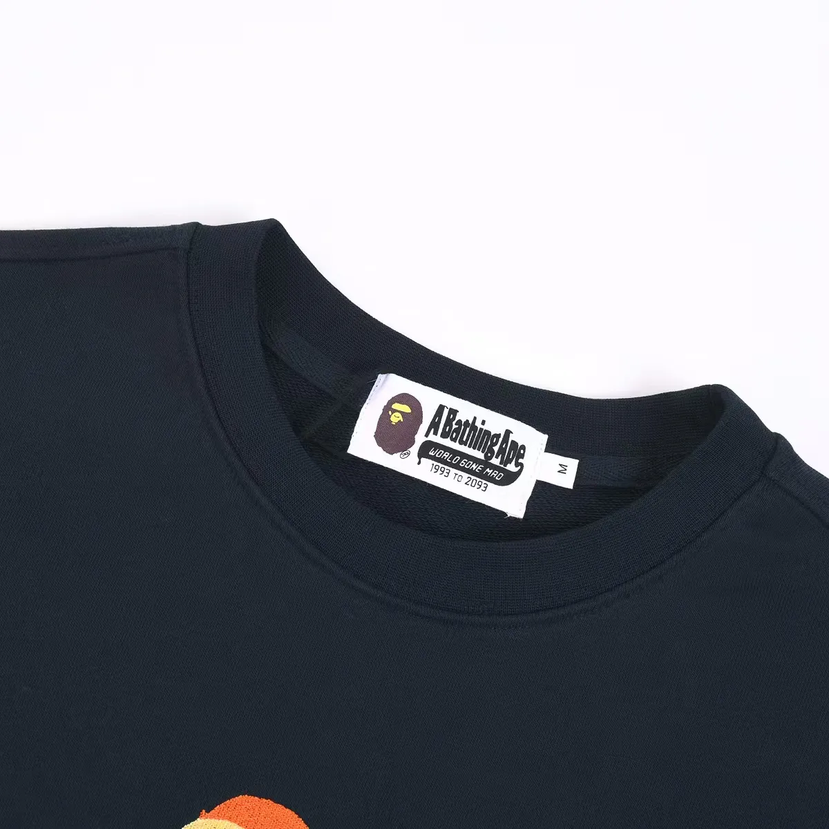 P184 2697#BAPE ape head embroidered round neck sweatshirt Color: black sapphire blue Size: M-XXL Fabric: 350g cotton terry Technology: embroidery