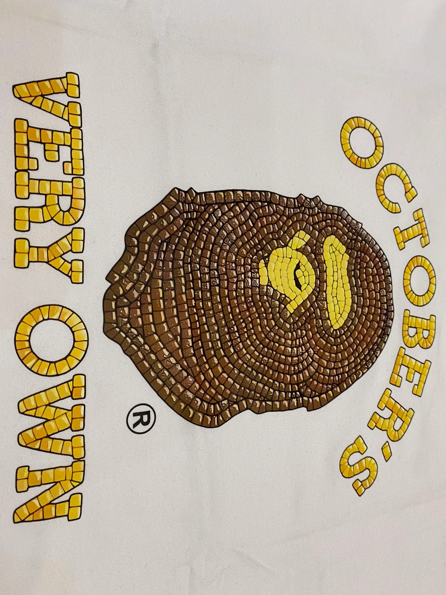 SC138#p110💰 (top version) BAPE✖️OVO co-branded ape head monogram printed short-sleeved T-shirt Made of 260 grams of high-quality high-weave pure cotton fabric, double yarn combed, soft and non-pilling. Imported environmentally friendly printing glue, bright and three-dimensional pattern, quality 💥Same style for men and women. The upper body is trendy. Color: black white Size: S M L XL XXL