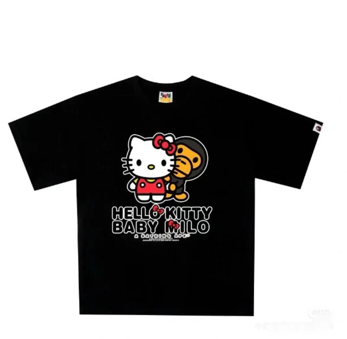 P110 001023 bape hello kitty co-branded printed short-sleeved T-shirt, same style for men and women, size smlxlxxl, black and white