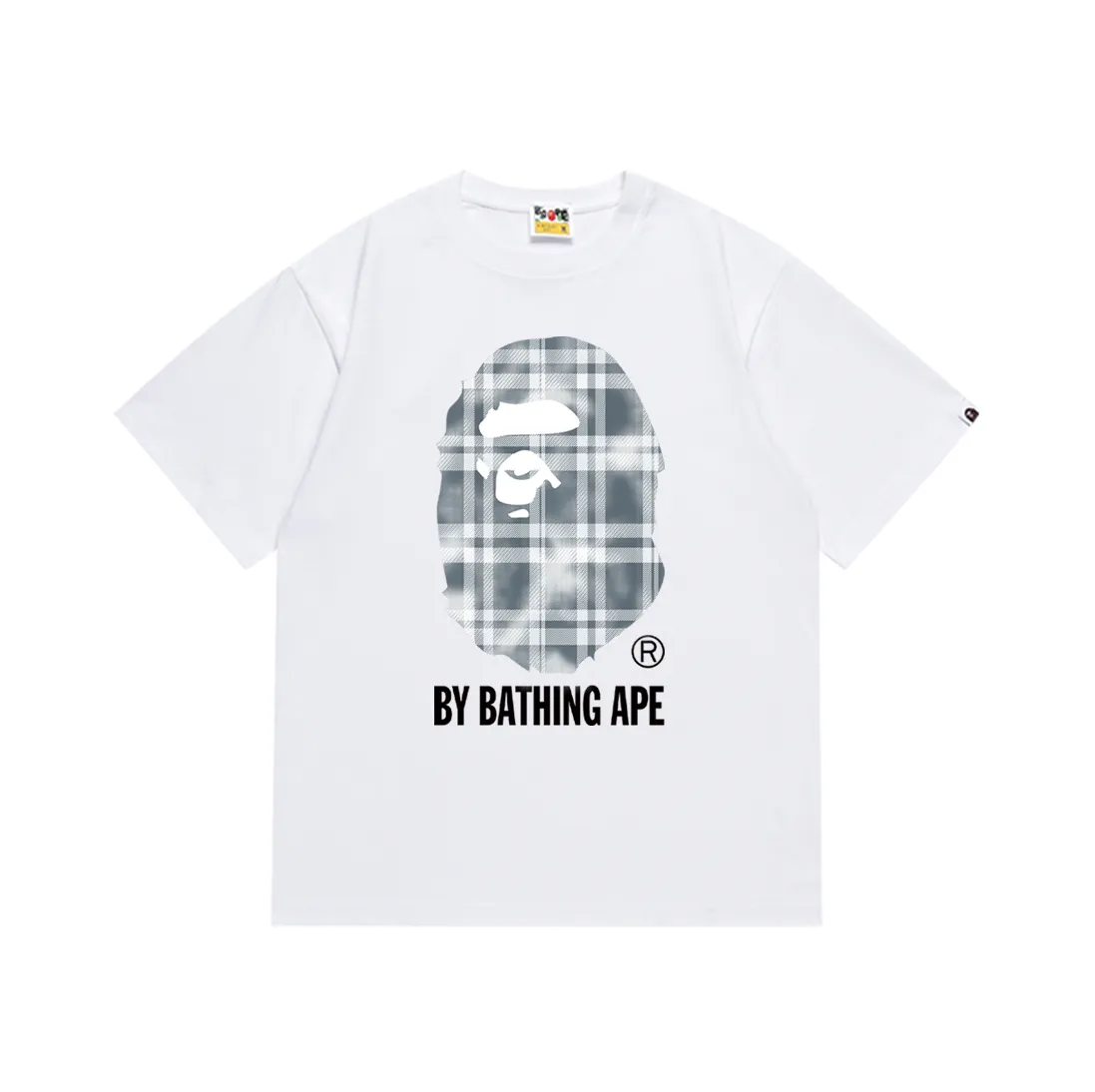 SC191#p110💰 (top version) BAPE bleached plaid ape head letter pattern printed T-shirt Made of 260 grams of high-quality high-weave pure cotton fabric, double yarn combed, soft texture and no pilling Imported environmentally friendly printing glue, bright and three-dimensional pattern, quality 💥Same style for men and women, the upper body is fashionable Color: black white Size: S M L XL XXL