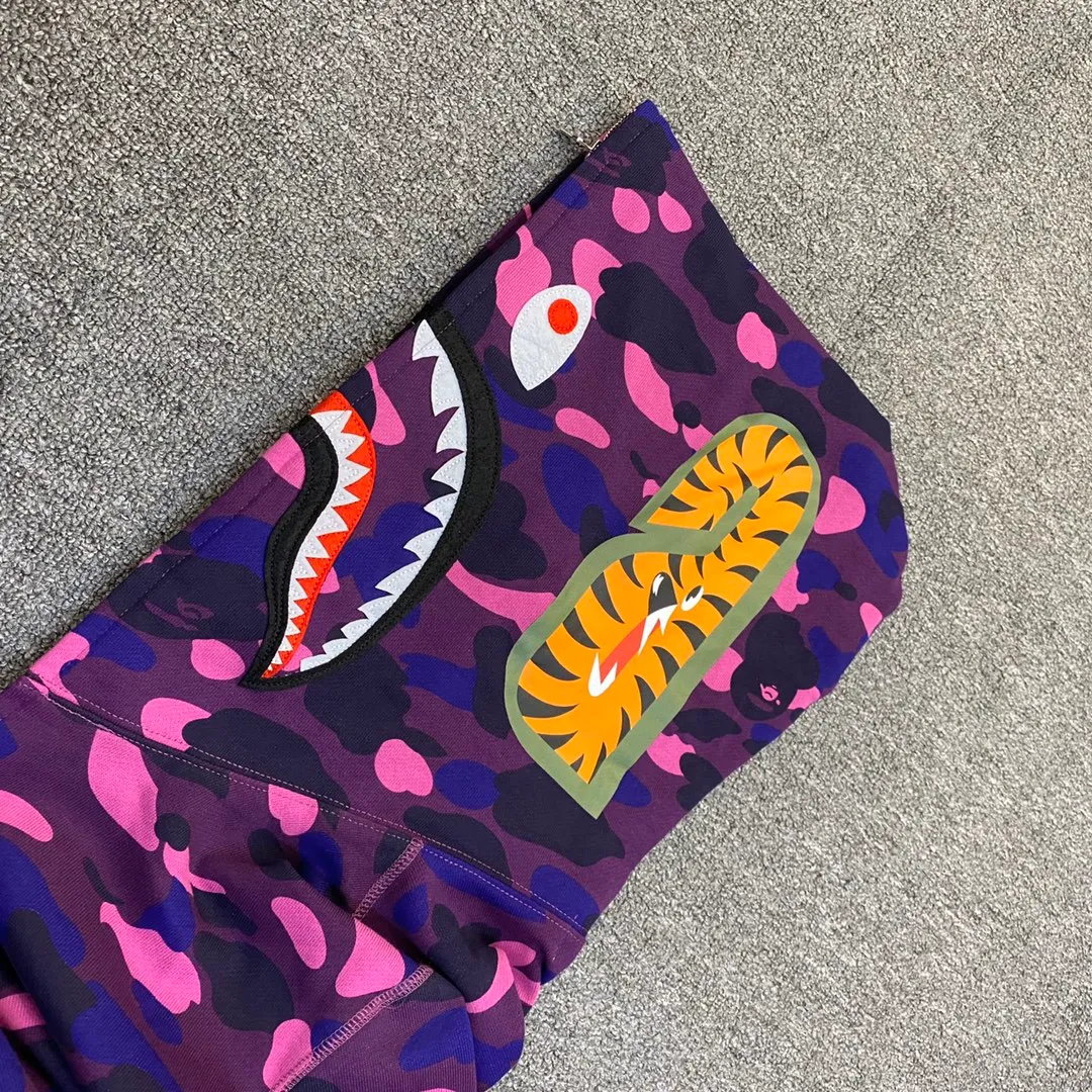 💰380 BAPE 1ST CAMO SHARK FULL Classic counter model Camouflage shark hooded zipper sweatshirt Machine-printed camouflage Top-quality fabric High-end 1:1 replica Customized fabric Couple model: S—XXL [Camouflage yellow, Camouflage green, Camouflage red, Camouflage purple, Camouflage blue, Camouflage gray]