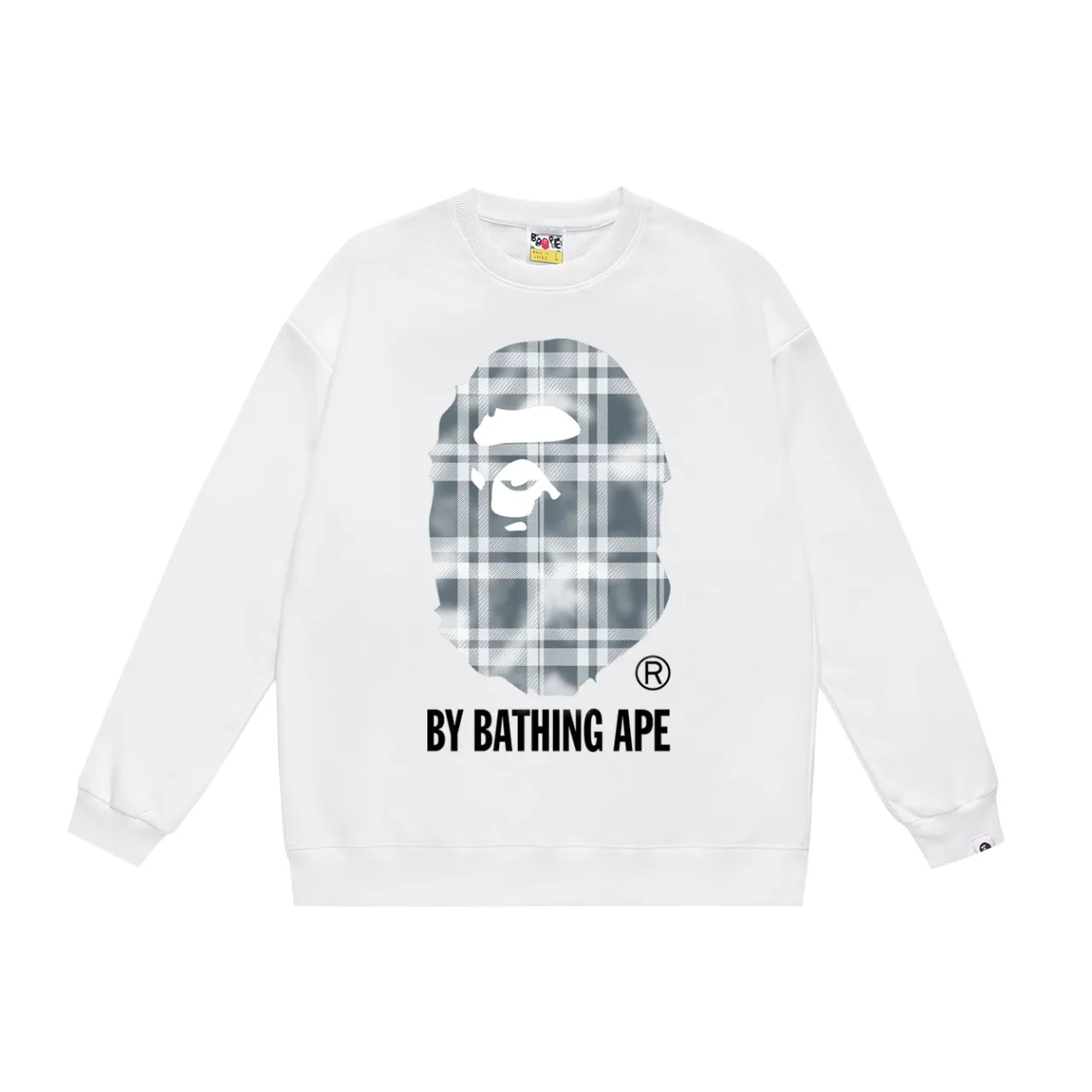 P150 model number SC491# terry 75 plus velvet 80 (top version) BAPE bleached plaid ape head letter pattern printed round neck sweatshirt Made of 350g large terry (drop shoulder large version) fabric, soft texture and no pilling Imported environmentally friendly printing glue The pattern is bright and three-dimensional Quality 💥Same style for men and women The upper body is trendy Color: black white gray Size: S M L XL XXL