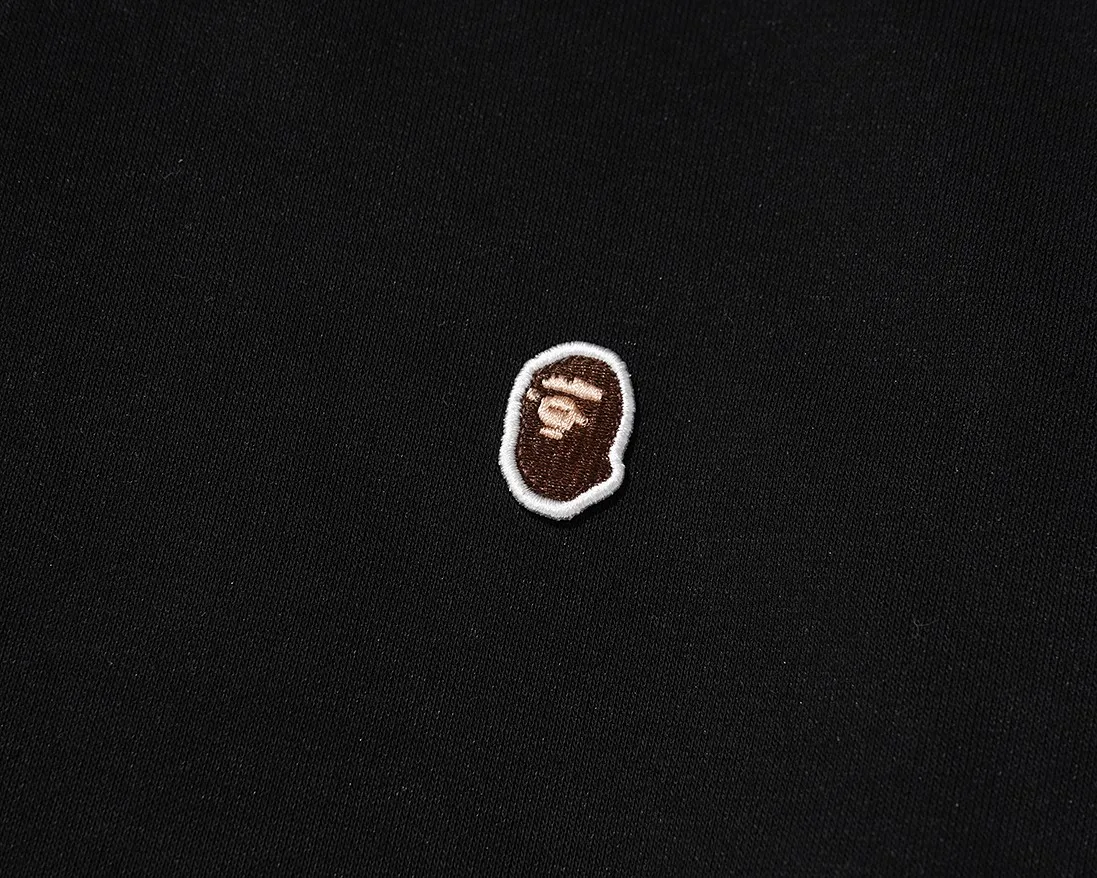P150 model number: SC-20000# BAPE classic embroidered ape badge color: white black pink bright red apricot olive green yellow sky blue light green purple dark gray dark blue burgundy Klein blue dark green 1.0 white gray 1.5 flower gray coffee color khaki dragon fruit color Size: S M L XL XXL Weight: 330 grams of Chinese cotton composite milk silk