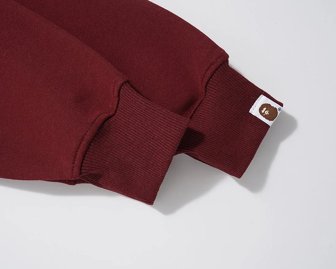P150 model number: SC-20000# BAPE classic embroidered ape badge color: white black pink bright red apricot olive green yellow sky blue light green purple dark gray dark blue burgundy Klein blue dark green 1.0 white gray 1.5 flower gray coffee color khaki dragon fruit color Size: S M L XL XXL Weight: 330 grams of Chinese cotton composite milk silk