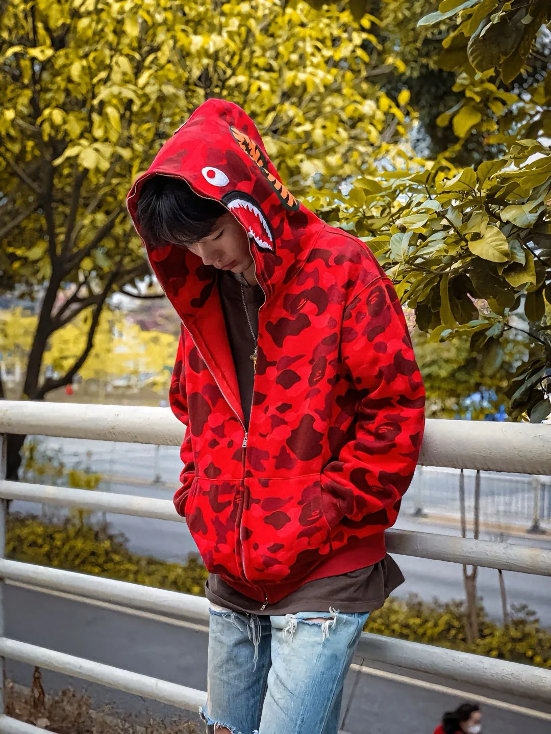 💰380 BAPE 1ST CAMO SHARK FULL Classic counter model Camouflage shark hooded zipper sweatshirt Machine-printed camouflage Top-quality fabric High-end 1:1 replica Customized fabric Couple model: S—XXL [Camouflage yellow, Camouflage green, Camouflage red, Camouflage purple, Camouflage blue, Camouflage gray]