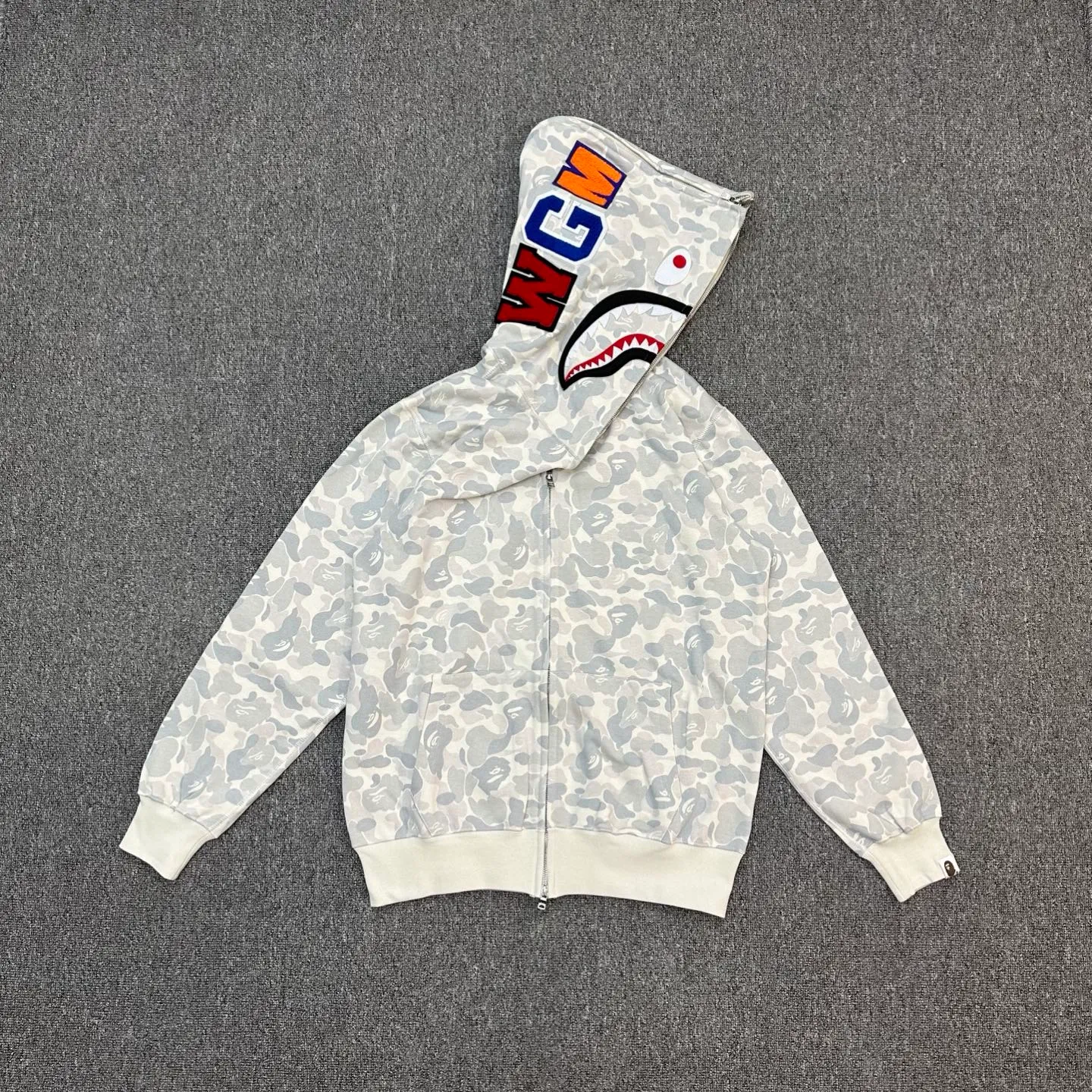 💰420 BAPE STORE® PACK Series FW24 Harajuku City Limited Shark Splicing Zipper Hooded Sweatshirt Heavy Industry Double Zipper Customized Fabric High Quality Couple Style: S—XXL [Camouflage Light Grey]