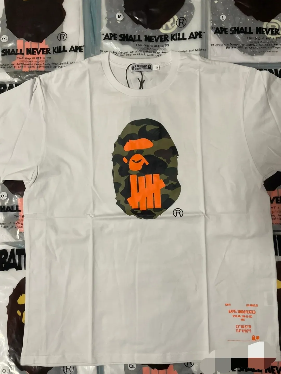 P110 00158 bape ape head five stripes joint short-sleeved T-shirt, same style for men and women, size smlxlxxl, black and white