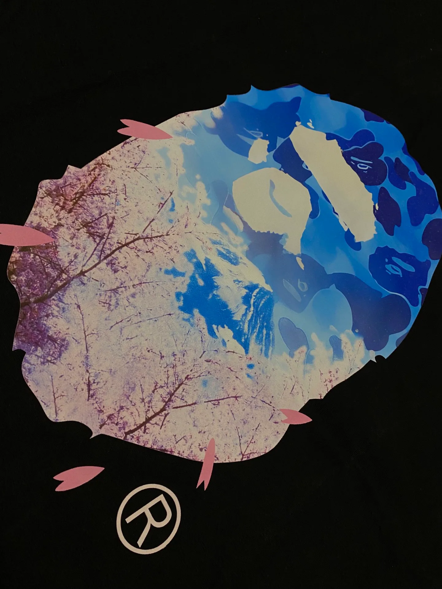 SC099#p110💰 (Top version) BAPE camouflage ape head cherry blossom tree Mount Fuji printed pattern short-sleeved T-shirt Made of 260 grams of high-quality high-weave pure cotton fabric, double yarn combed, soft texture and no pilling Imported environmentally friendly printing glue The pattern is bright and three-dimensional Quality 💥Same style for men and women The upper body is trendy Color: black white Size: S M L XL XXL