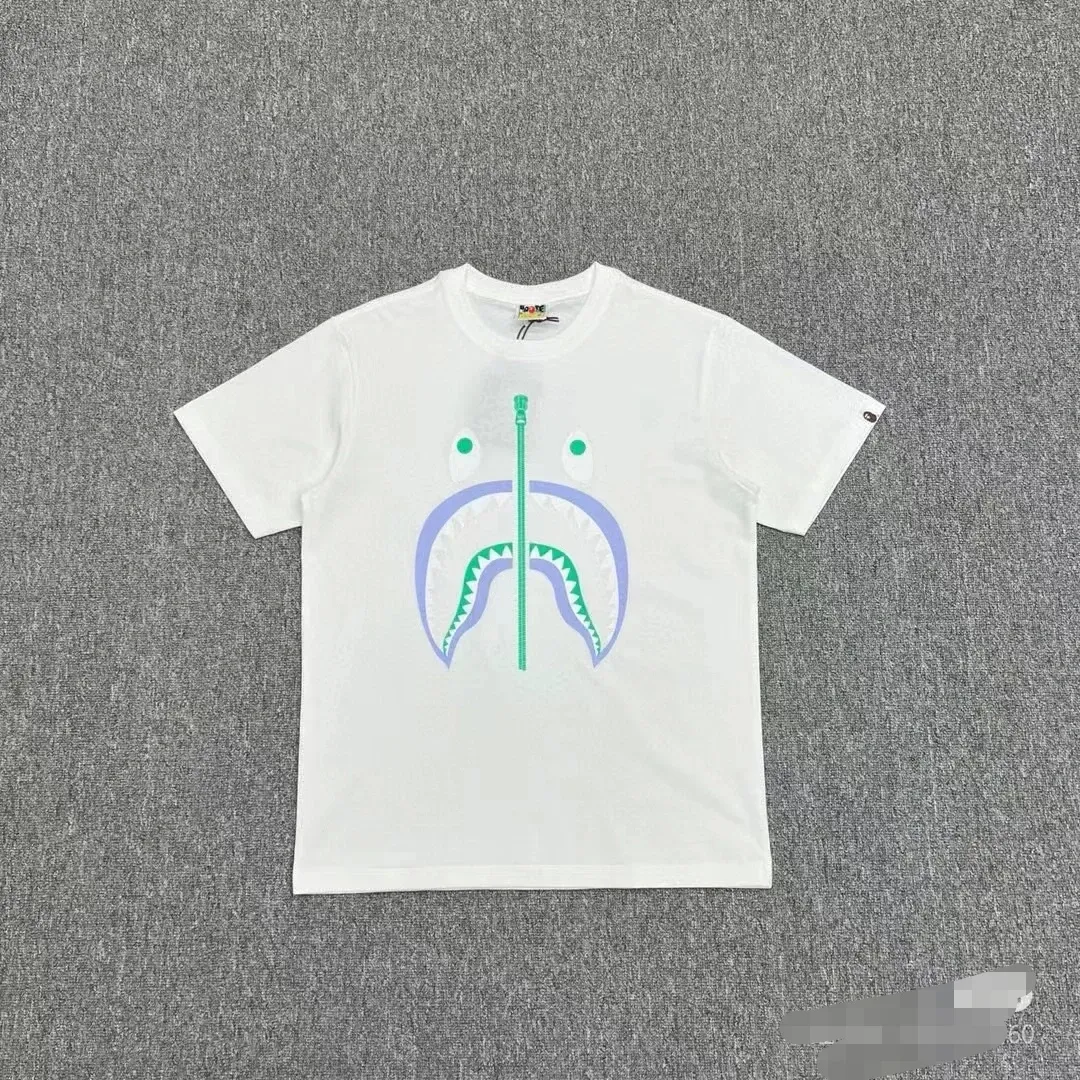 P110 001058 BAPE FW22 shark pattern printed round neck short-sleeved T-shirt, same style for men and women, size smlxlxxl, black and white