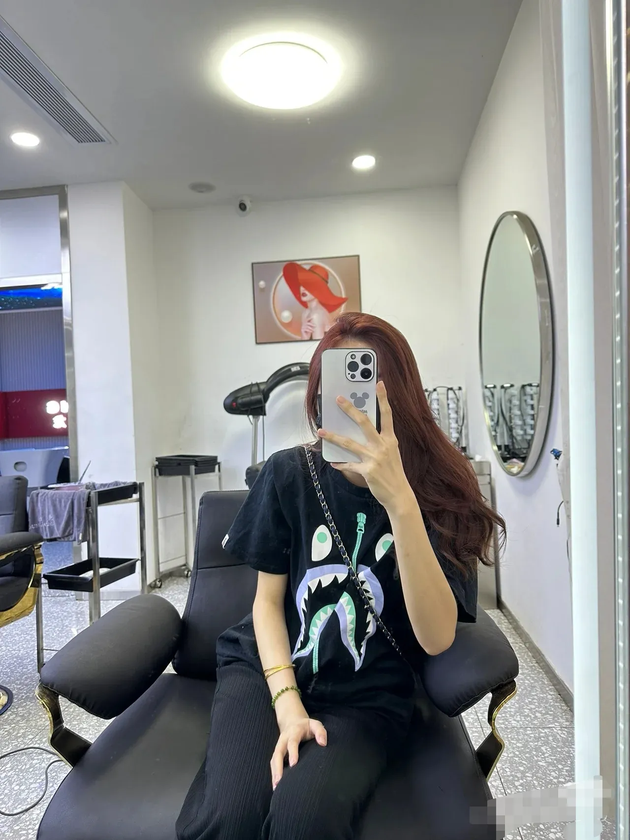 P110 001058 BAPE FW22 shark pattern printed round neck short-sleeved T-shirt, same style for men and women, size smlxlxxl, black and white