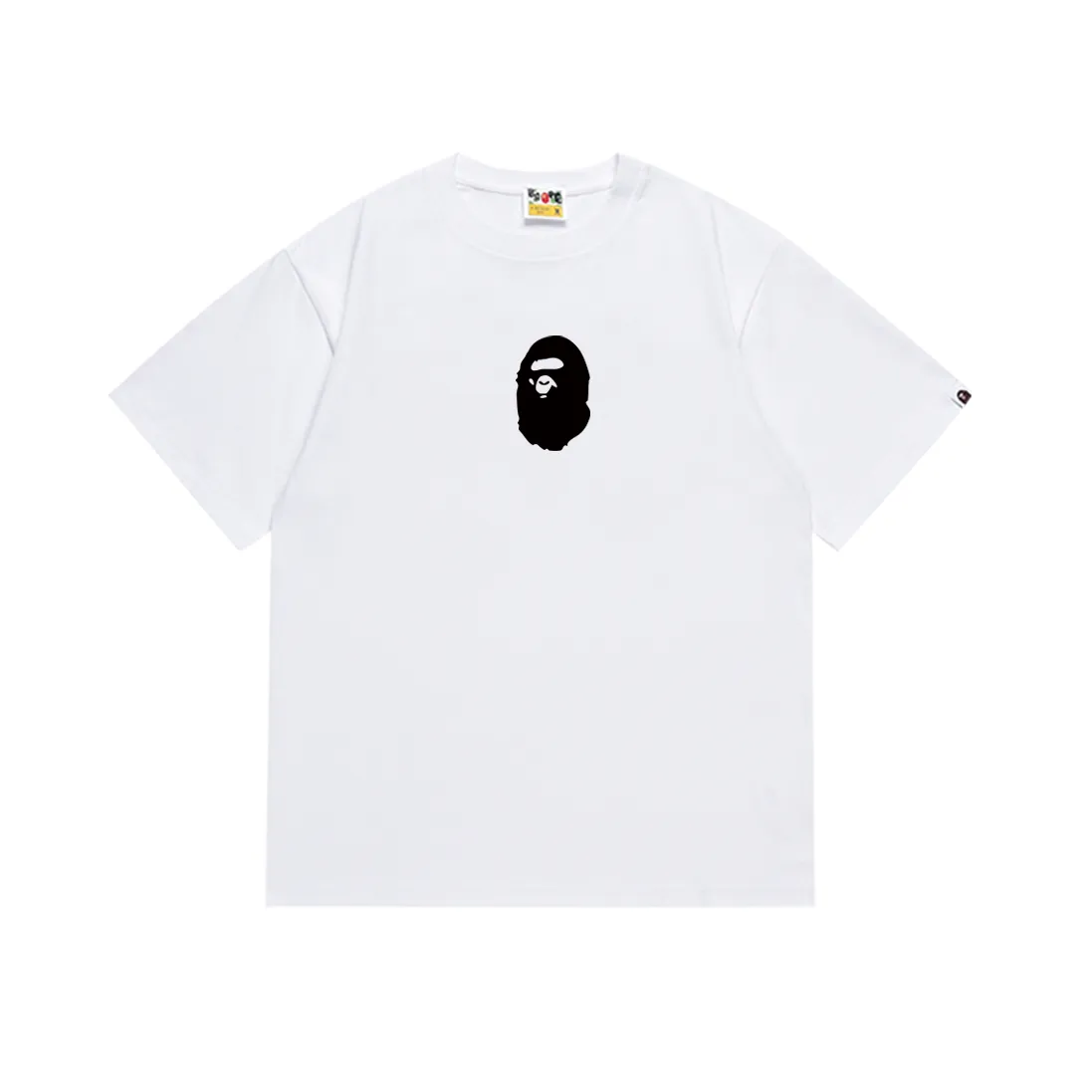 P110 SC025# (top version) BAPE classic little ape head pattern letter printed short-sleeved T-shirt. Made of 260 grams of high-quality high-weave pure cotton fabric. Double yarn combed, soft texture and no pilling. Imported environmentally friendly printing glue. Bright and three-dimensional pattern. Quality 💥Same style for men and women. The upper body is trendy. Color: black and white. Size: S M L XL XXL