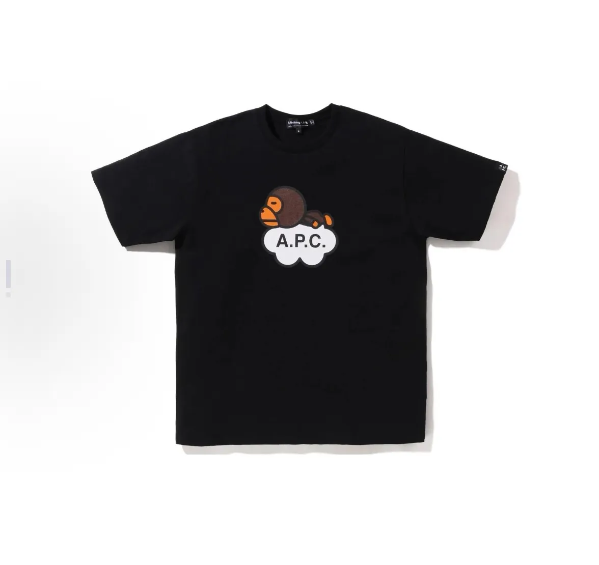 P110 001181 BAPE x A.P.C joint model FW22 cartoon print round neck pullover short-sleeved T-shirt, same style for men and women, size smlxlxxl, black and white