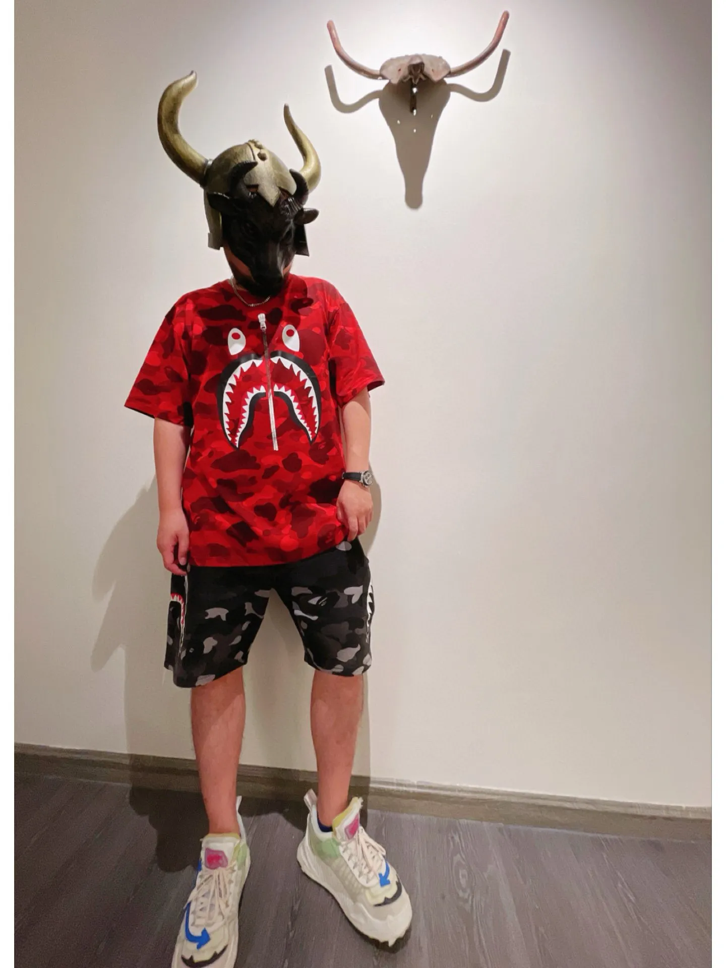 💰140 BAPE shark camouflage WGM classic reproduction ZP version 255g weight pure cotton all-over printed camouflage couple model: S-XXL [green yellow red purple blue]
