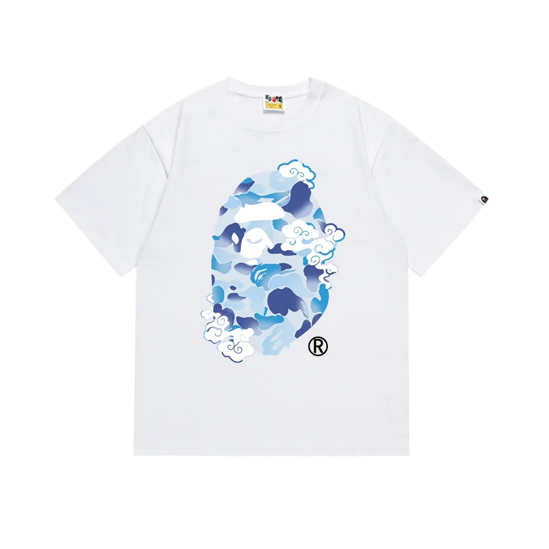 P110 SC011# (top version) BAPE ape head printed short-sleeved T-shirt Japanese trendy brand for men. Made of 260 grams of high-quality high-weave pure cotton fabric. Double yarn combed. The texture is soft and non-pilling. Imported environmentally friendly printing glue. The pattern is bright and three-dimensional. Quality💥Same style for men and women. The upper body is trendy. Color: black and white. Size: S M L XL XXL